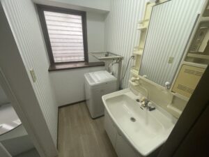 内装工事
内装リフォーム
洗面化粧室
洗面内装
水廻りリフォーム
インプルホーム
implehome